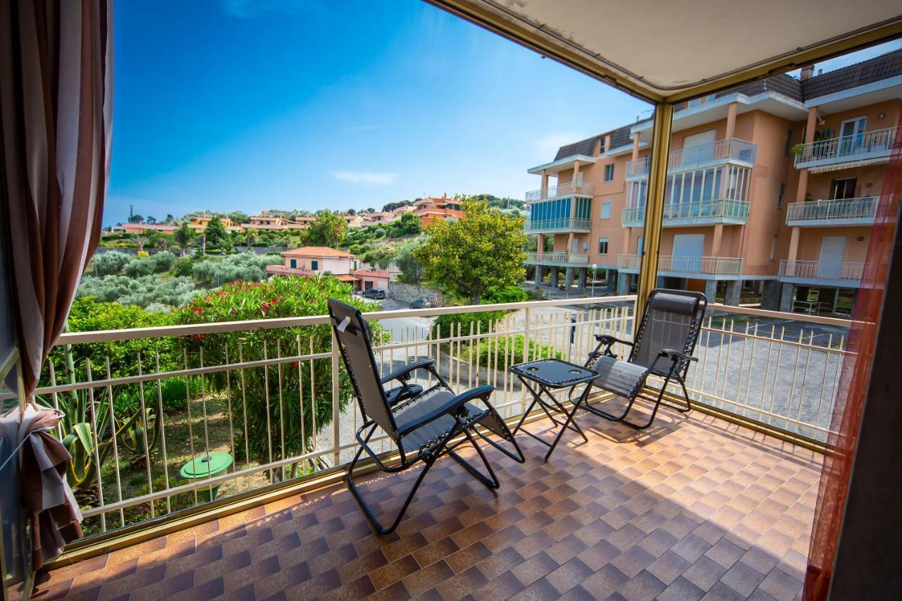 La Casa Di Vittoria Apartment San Lorenzo al Mare Exterior photo